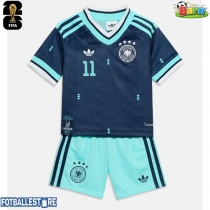 Tyskland Nick Woltemade #11 Bortedraktsett Barn VM 2026 Kortermet (+ Korte bukser)